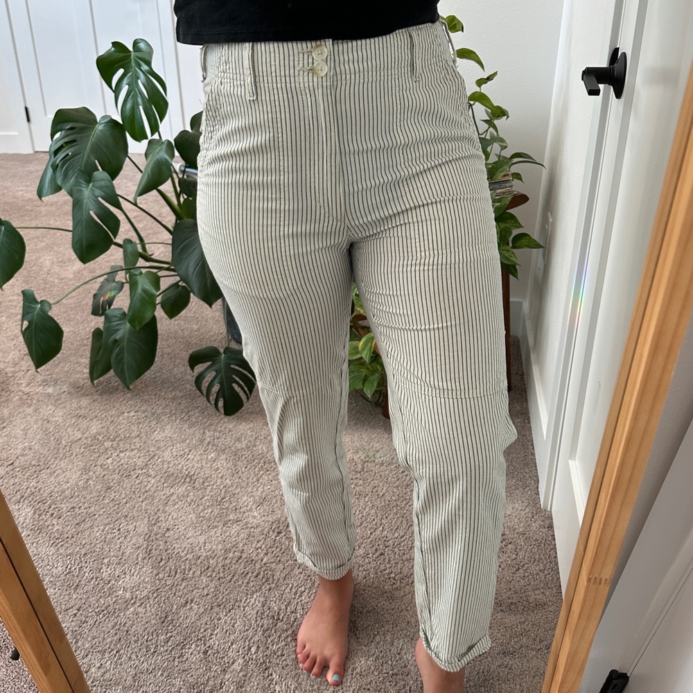 American Eagle Stripped Pants